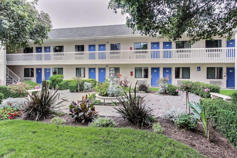 Motel 6-Marina, Ca - Monterey Exterior foto